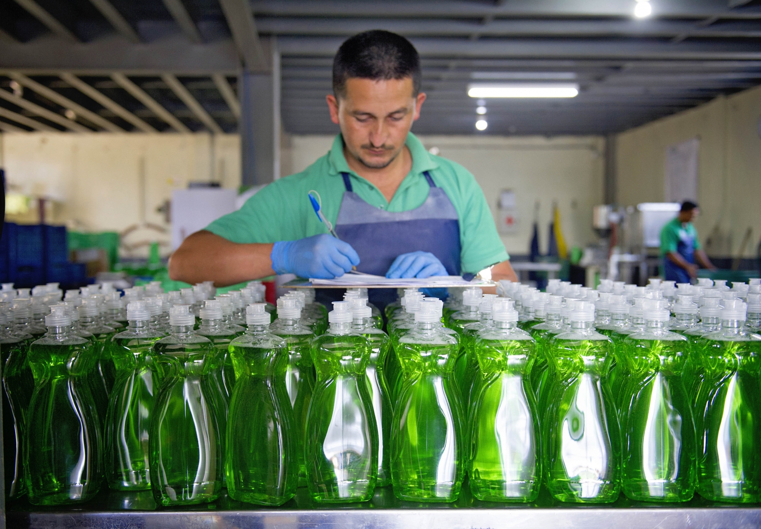 Los productos de limpieza de Florex son biodegradables. Se diseñaron de esta forma para que estos no tuvieran un impacto en la salud de las personas y en el medio ambiente.