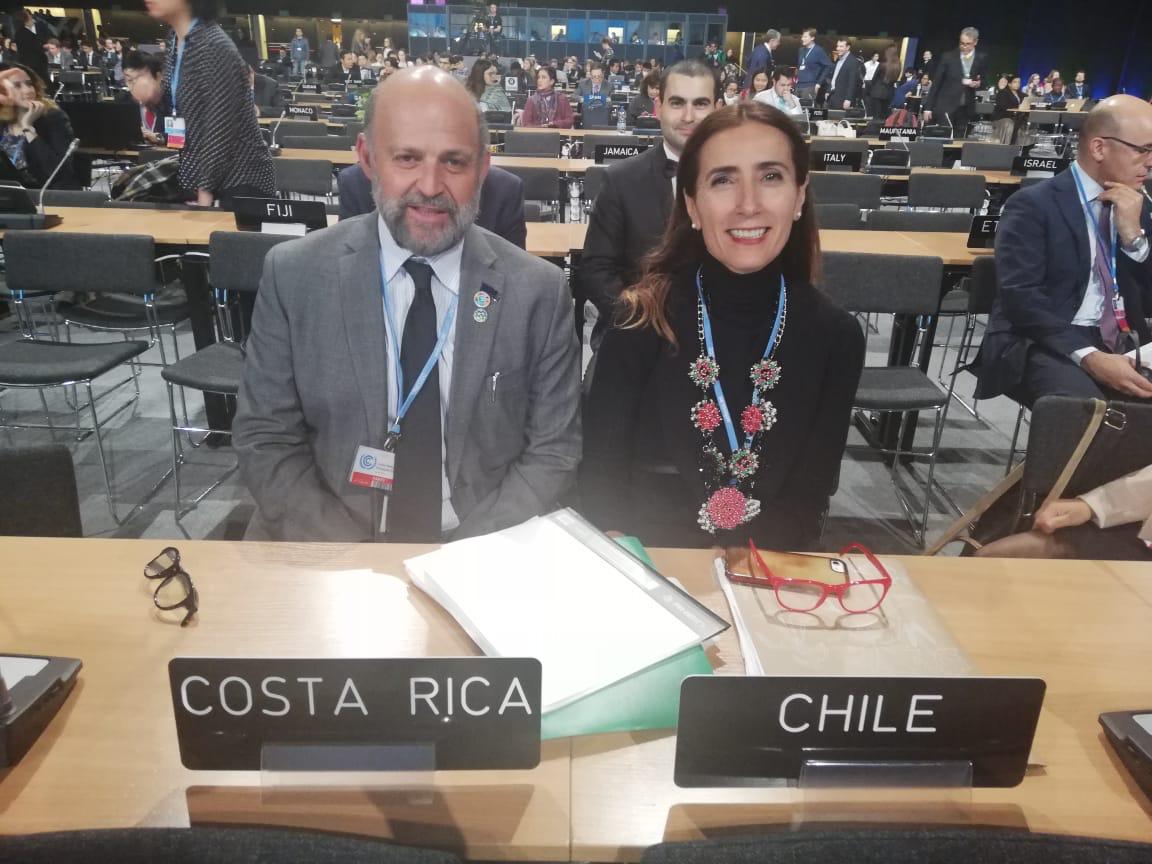 Carlos Manuel Rodríguez y Carolina Schmidt