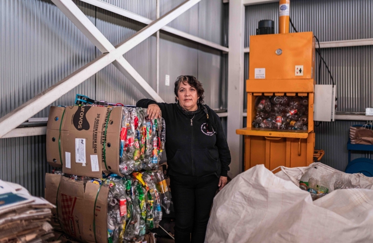 La rebelión de las recicladoras de base en Chile